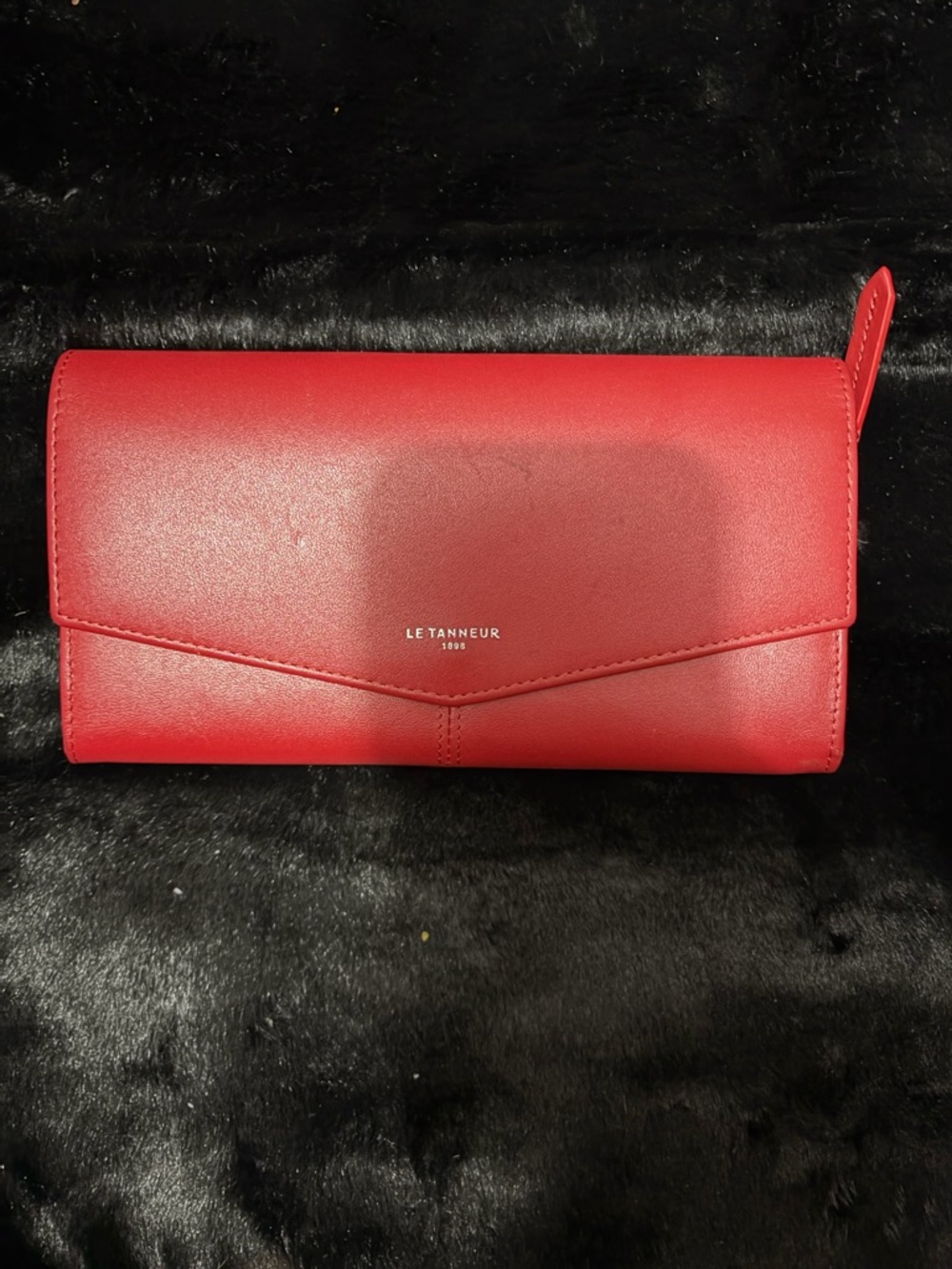 LE TANNEUR Red Leather Envelope Wallet.